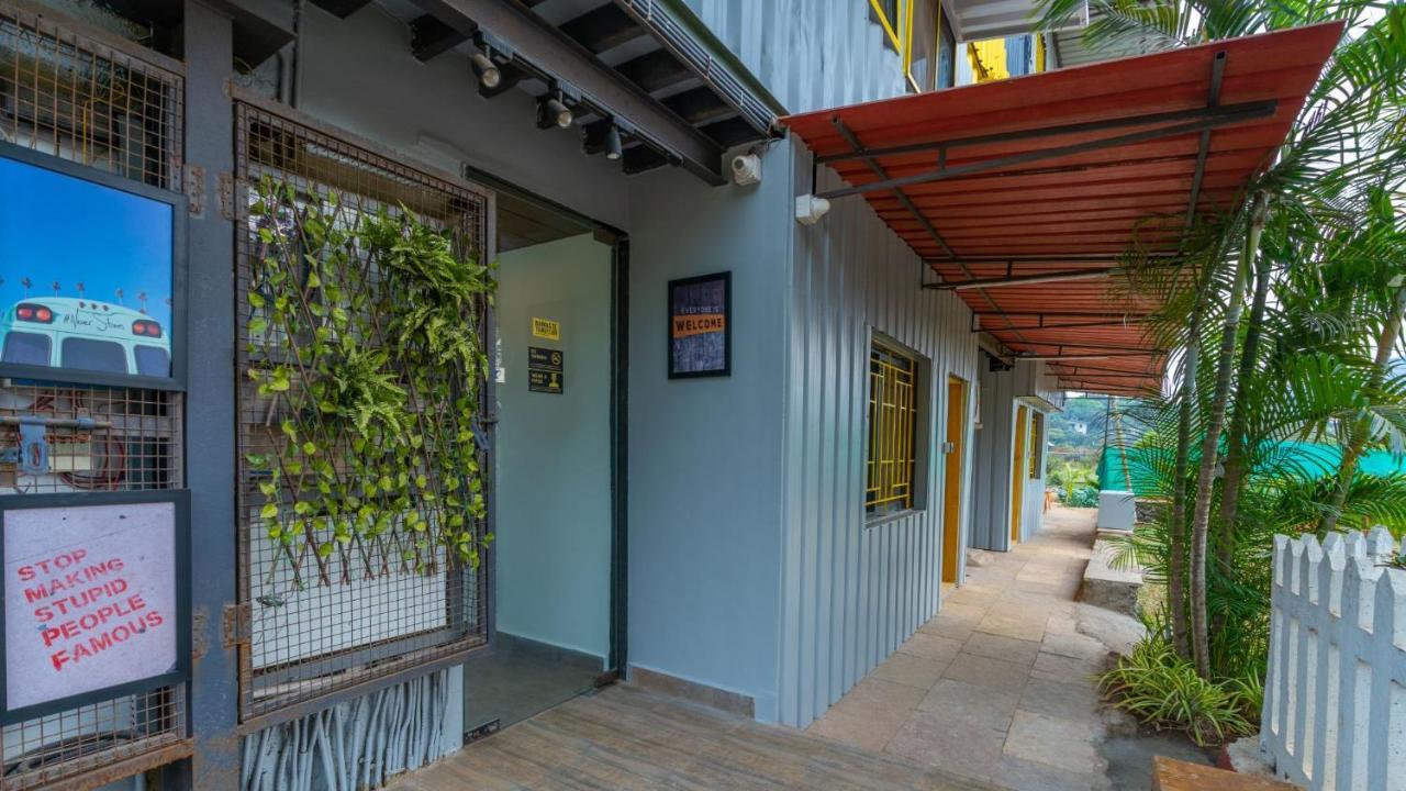 The Hosteller Lonavala Eksteriør bilde