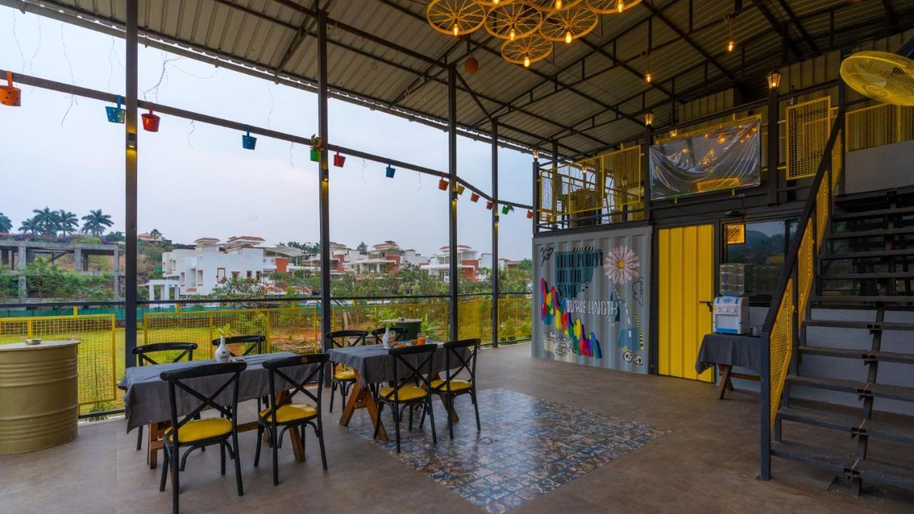 The Hosteller Lonavala Eksteriør bilde