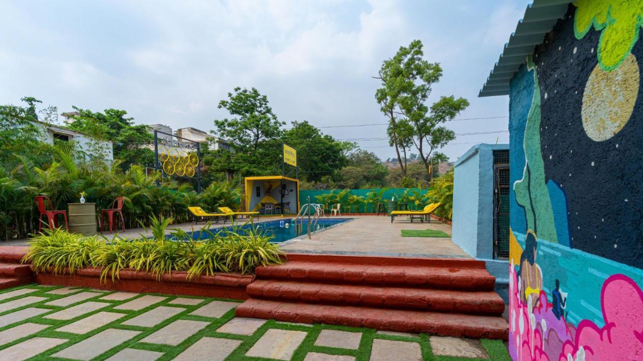The Hosteller Lonavala Eksteriør bilde