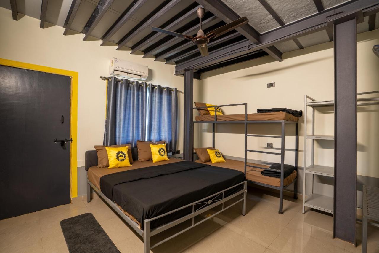 The Hosteller Lonavala Eksteriør bilde