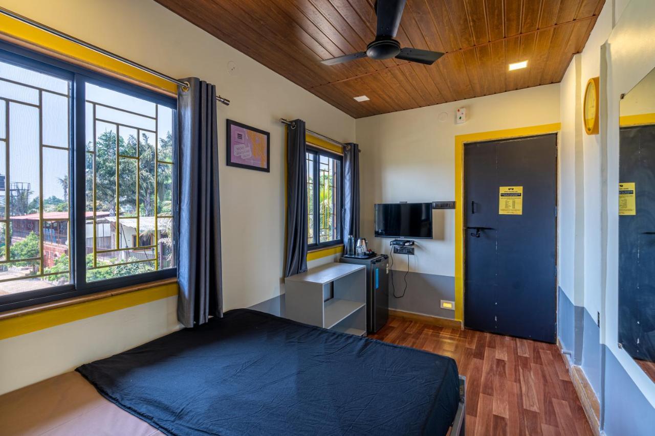 The Hosteller Lonavala Eksteriør bilde