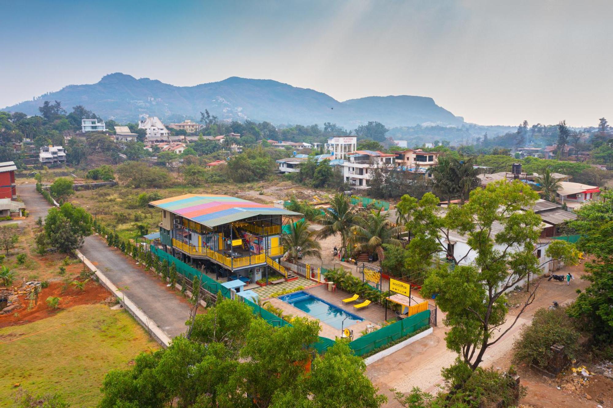 The Hosteller Lonavala Eksteriør bilde