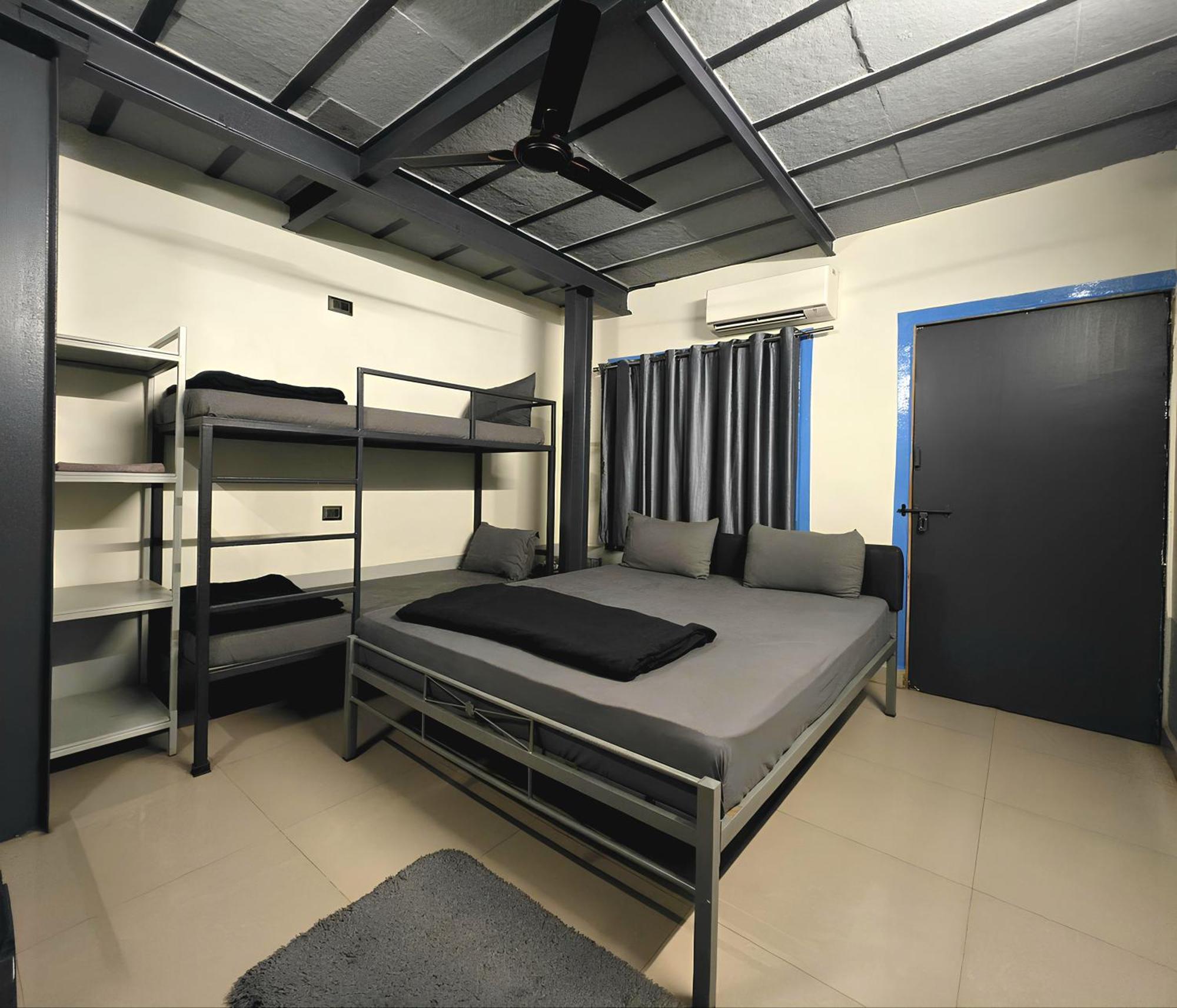 The Hosteller Lonavala Eksteriør bilde